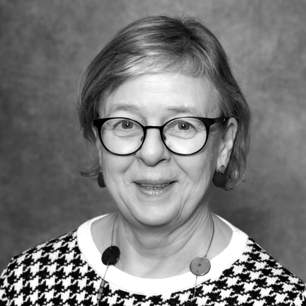 Portraitfoto von Tamarelke in schwarzweiß